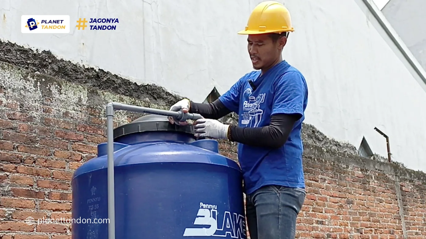 Cara Pasang Tandon Air di Atas
